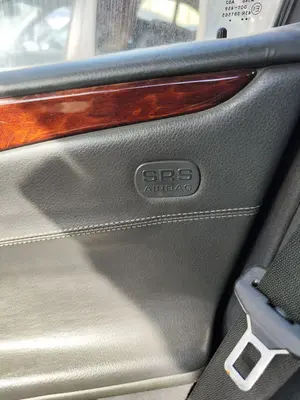 Foto de AIRBAG LATERAL DERECHO MERCEDES-BENZ CLASE E (BM 210) BERLINA 2.2 CDI CAT (143 CV / 105 KW) referencia A2108601205