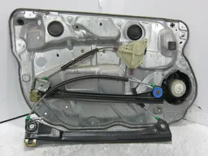 Foto de ELEVALUNAS DELANTERO DERECHO VOLKSWAGEN POLO IV (9N3) 1.4 FSI (86 CV / 63 KW) referencia 6Y2959801 foto 3