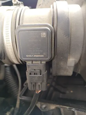 Foto de CAUDALIMETRO PEUGEOT 407 2.0 16V HDi FAP CAT (RHR / DW10BTED4) (136 CV / 100 KW) referencia 9645948980