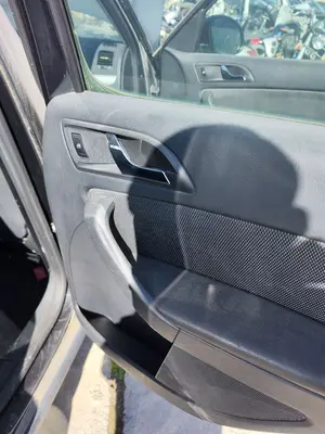 Foto de ELEVALUNAS TRASERO DERECHO SKODA YETI (5L)(2009) 2.0 TDI (110 CV / 81 KW)