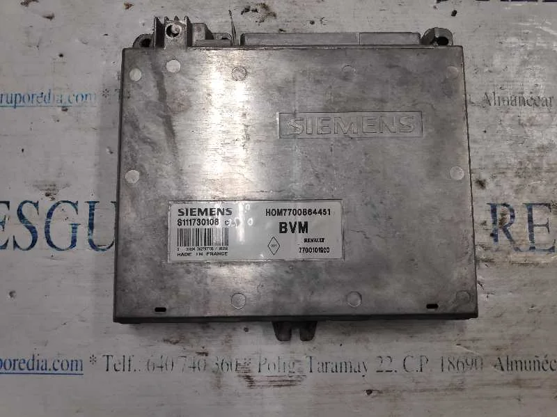 Foto de CENTRALITA MOTOR UCE RENAULT MEGANE I BERL./ BERL. CON PORTÓN (BA0) 1.4 (75 CV / 55 KW) referencia HOM7700864451