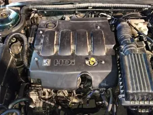 Foto de MOTOR COMPLETO PEUGEOT 406 BERLINA (S1/S2) 2.0 HDi CAT (90 CV / 66 KW) referencia 0135FE