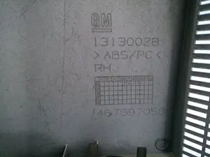 Foto de FARO ANTINIEBLA TRASERO DERECHO OPEL MERIVA 1.7 16V DTI CAT (Y 17 DT / LR6) (75 CV / 55 KW) referencia 13130028 foto 3