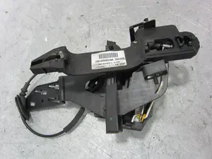Foto de CERRADURA PUERTA TRASERA IZQUIERDA FORD FIESTA (CBK) 1.3 CAT (69 CV / 51 KW) referencia 2S61A264A27BR foto 5