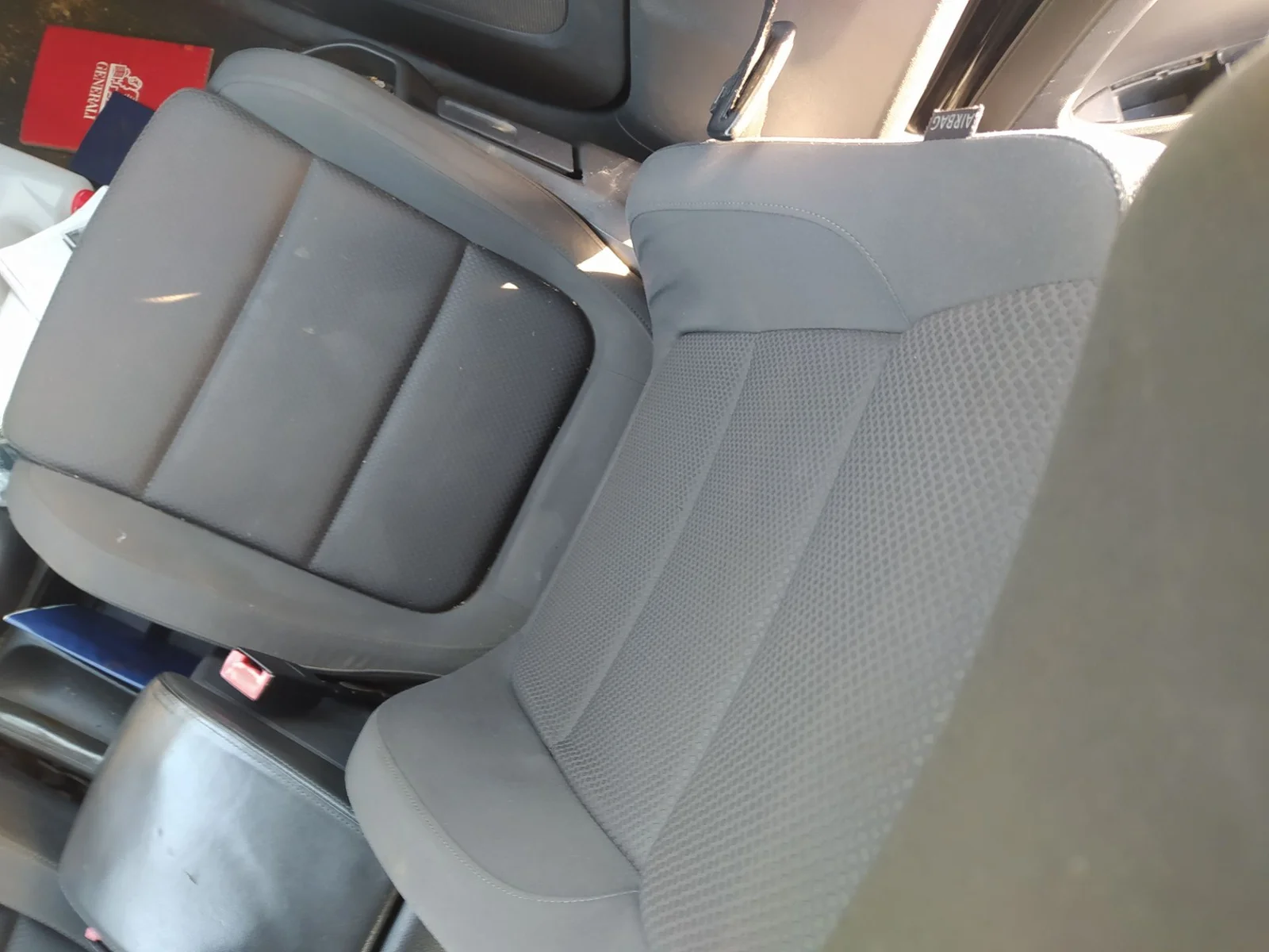 Foto de ASIENTO DELANTERO DERECHO VOLKSWAGEN GOLF PLUS V (5M1) 1.9 TDI (105 CV / 77 KW)