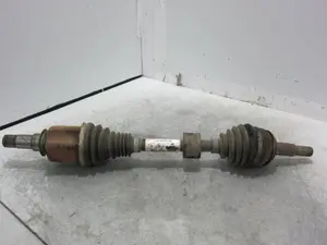 Foto de TRANSMISION DELANTERA IZQUIERDA RENAULT KADJAR referencia 391015656R