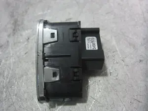 Foto de INTERRUPTOR OPEL CORSA E 1.2 (69 CV / 51 KW) referencia 13423498 foto 4