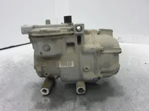 Foto de COMPRESOR AIRE ACONDICIONADO TOYOTA YARIS (XP13) Híbrido 74 kW (1.5 Ltr. - 55 kW 16V) (101 CV / 74 KW) referencia 0422001350 foto 7