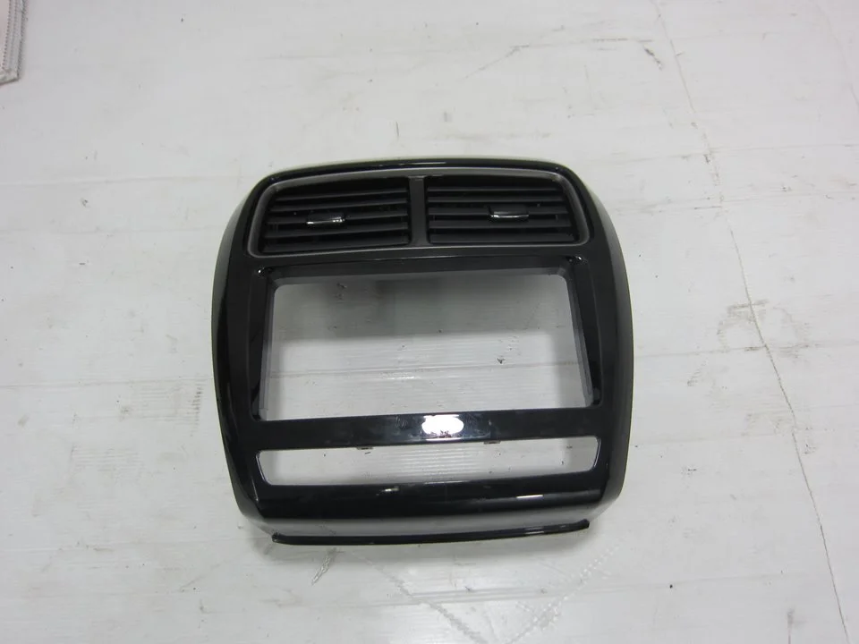 Foto de REJILLA AIREADORA MITSUBISHI ASX (GA0W) 1.6 CAT (117 CV / 86 KW) referencia 8030A15950