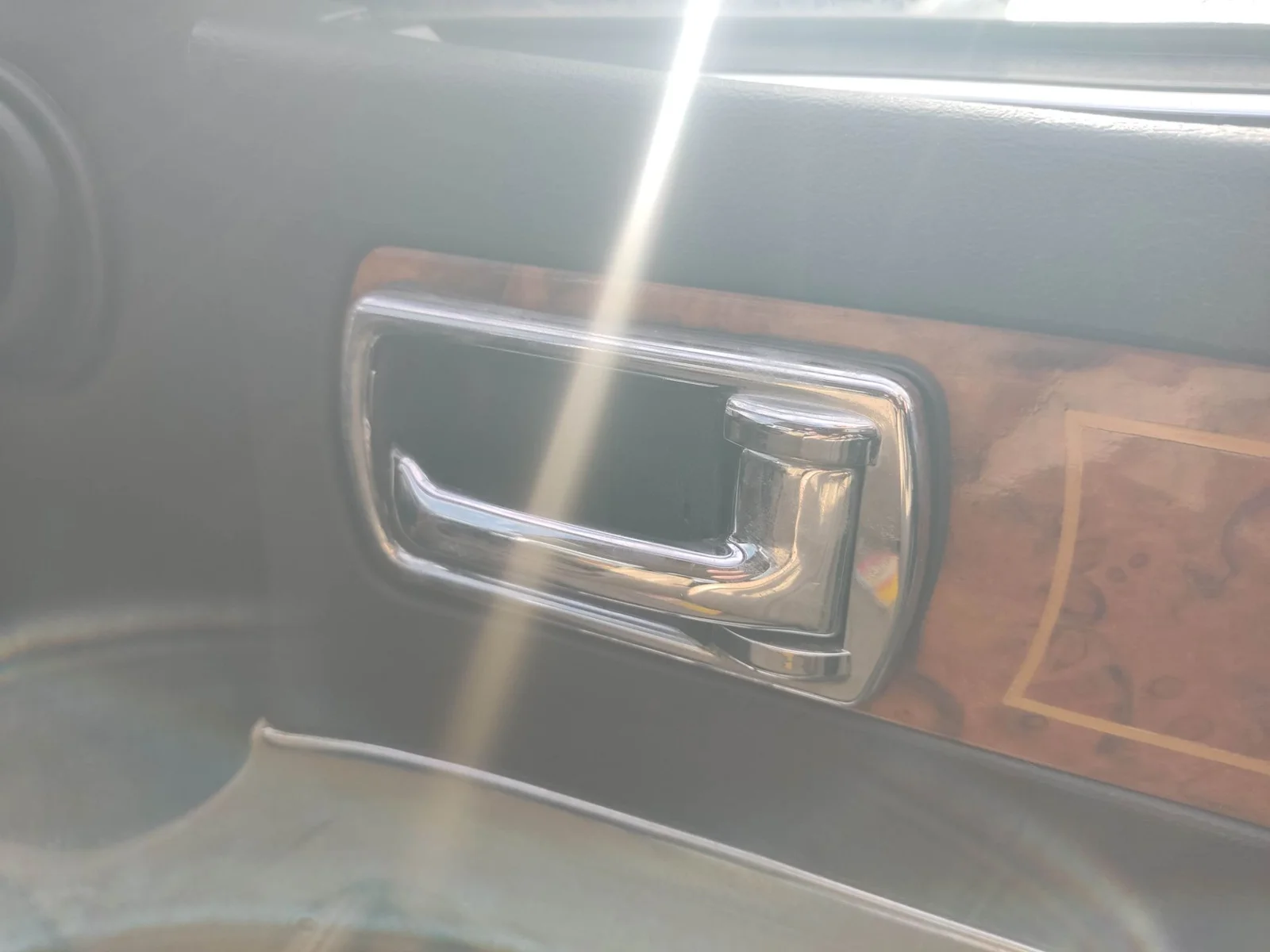 Foto de MANETA INTERIOR DELANTERA DERECHA JAGUAR XJ 4.0 CAT (222 CV / 163 KW)