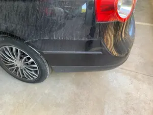 Foto de PARAGOLPES TRASERO VOLKSWAGEN PASSAT VARIANT (3C5) 2.0 TDI (140 CV / 103 KW)