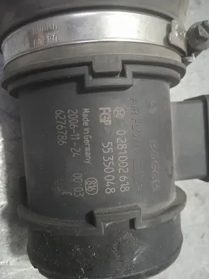 Foto de CAUDALIMETRO OPEL ASTRA H BERLINA 1.7 16V CDTI (101 CV / 74 KW) referencia 55350048 foto 4