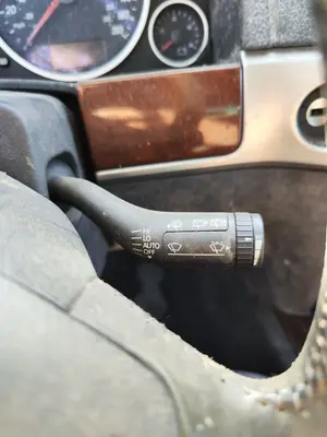 Foto de MANDO MULTIFUNCION VOLKSWAGEN TOUAREG (7L6) 4.2 V8 32V FSI (350 CV / 257 KW) foto 2
