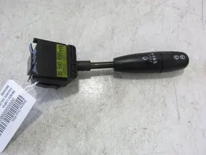 Foto de MANDO LIMPIA DAEWOO KALOS 1.2 CAT (72 CV / 53 KW) referencia 96540686 foto 1