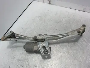 Foto de MOTOR LIMPIA DELANTERO OPEL ASTRA H GTC 1.9 CDTI (120 CV / 88 KW) referencia 0390241538 foto 2