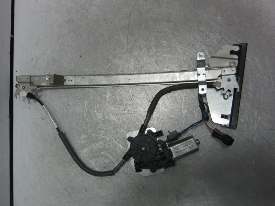 Foto de ELEVALUNAS DELANTERO IZQUIERDO JEEP GRAND CHEROKEE (WJ/WG) 2.7 CRD CAT (163 CV / 120 KW) referencia D239906454500007