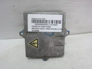 Foto de CENTRALITA FAROS XENON MERCEDES-BENZ CLASE C (BM 203) BERLINA referencia 1307329060 foto 4