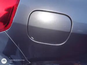 Foto de TAPA EXTERIOR COMBUSTIBLE RENAULT CLIO III 1.2 16V (75 CV / 55 KW)