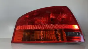 Foto de PILOTO TRASERO IZQUIERDO AUDI A4 BERLINA (8E) 2.0 TDI (140 CV / 103 KW) referencia 8E5945096A foto 2