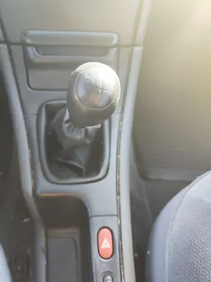 Foto de PALANCA CAMBIO RENAULT LAGUNA (B56) 2.0  (113 CV / 83 KW)
