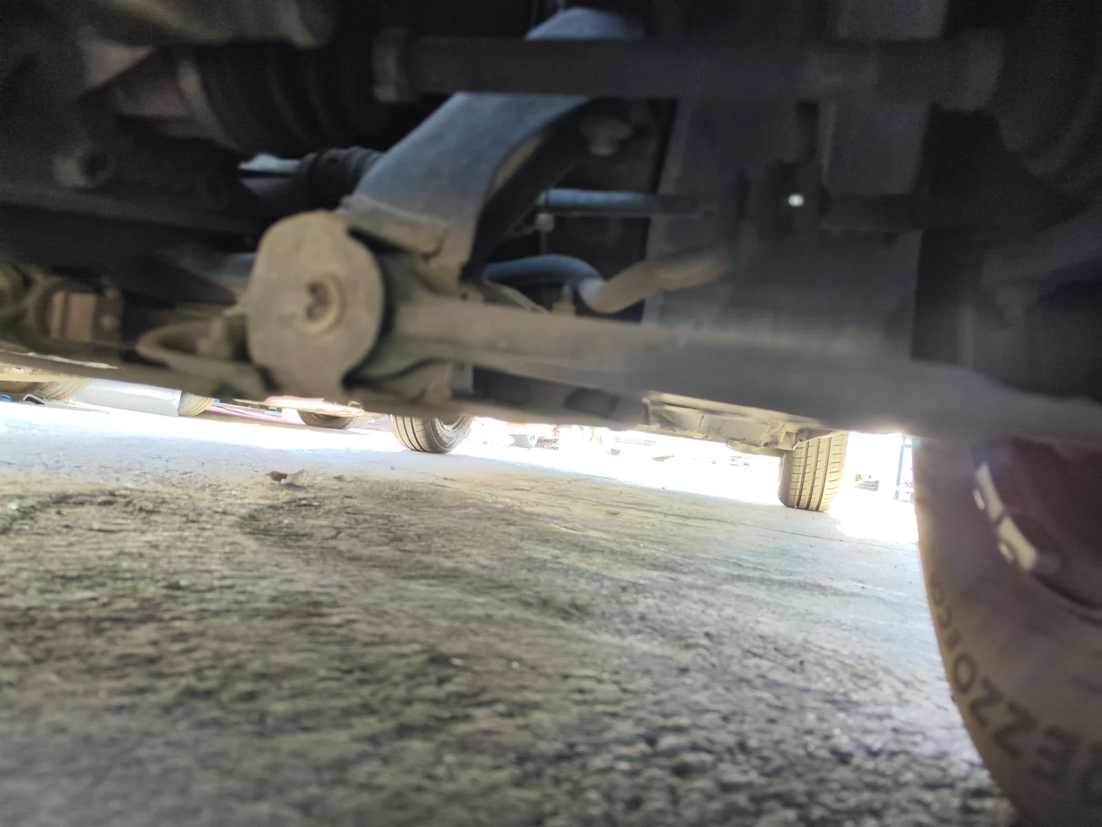 Foto de BRAZO SUSPENSION DELANTERO IZQUIERDO OPEL CORSA D 1.2 16V CAT (Z 12 XEP / LB4) (80 CV / 59 KW)