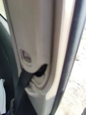 Foto de CINTURON SEGURIDAD DELANTERO IZQUIERDO OPEL CORSA D 1.3 16V CDTI (75 CV / 55 KW) referencia 13262566