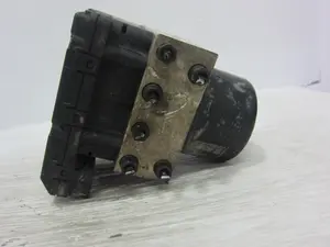 Foto de ABS AUDI A3 (8L) 1.9 TDI (110 CV / 81 KW) referencia 1J0907379G foto 8