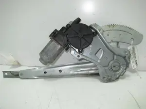 Foto de ELEVALUNAS TRASERO DERECHO NISSAN ALMERA (N16/E) 1.8 16V CAT (116 CV / 85 KW) referencia 400689