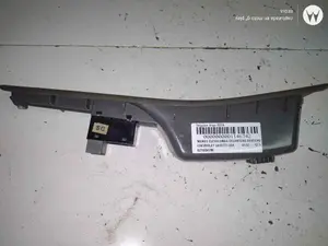 Foto de MANDO ELEVALUNAS DELANTERO DERECHO CHEVROLET LACETTI 2.0 Diesel CAT (121 CV / 89 KW) referencia 621W04790