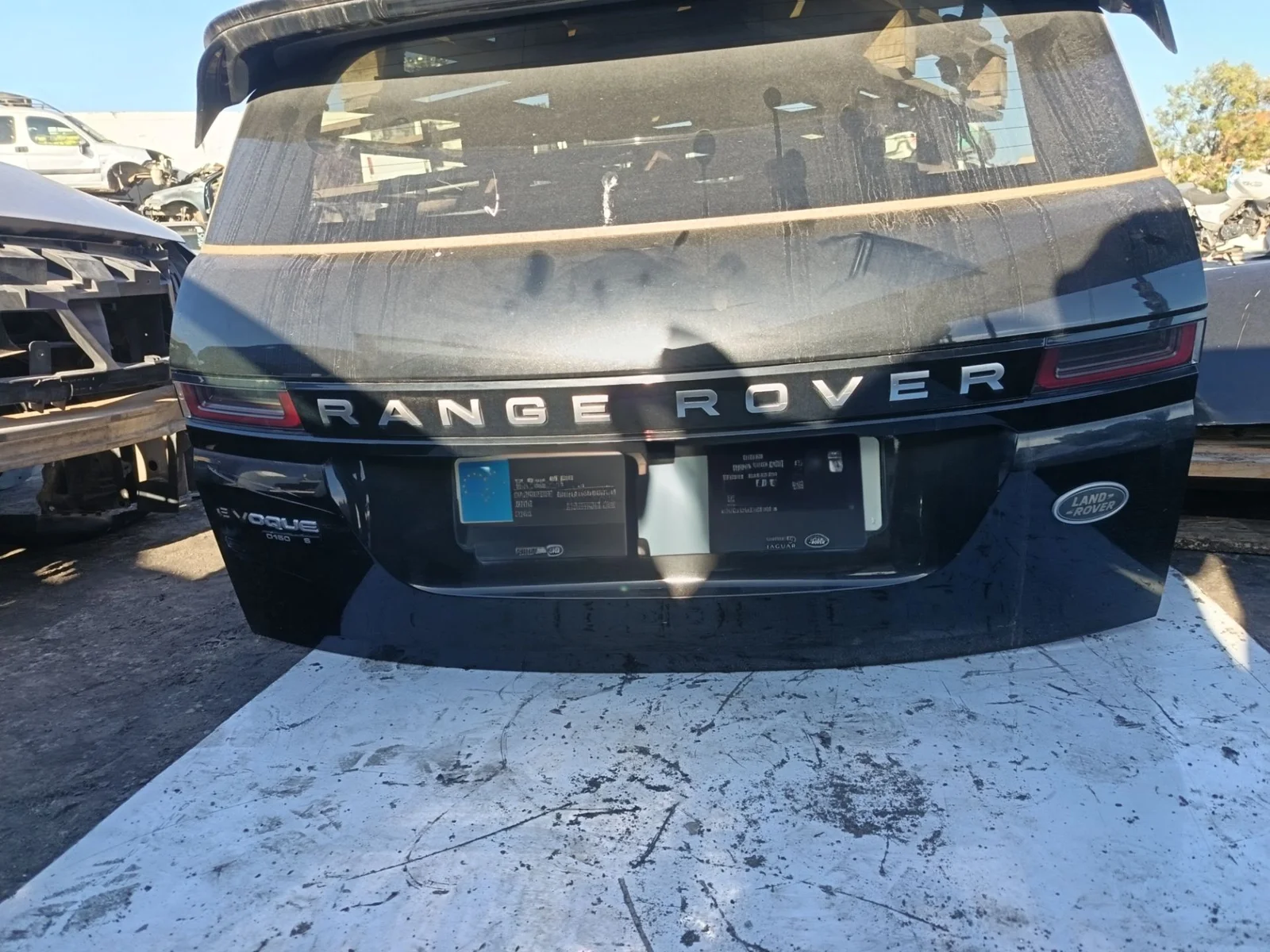 Foto de PORTON TRASERO LAND ROVER RANGE ROVER EVOQUE 2.0 Td4 CAT (150 CV / 110 KW)