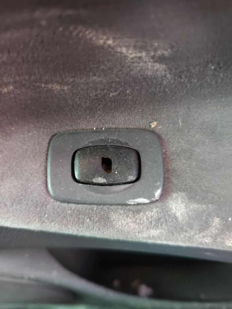 Foto de MANDO ELEVALUNAS TRASERO DERECHO CITROEN C5 BERLINA 2.0 HDi (109 CV / 80 KW)