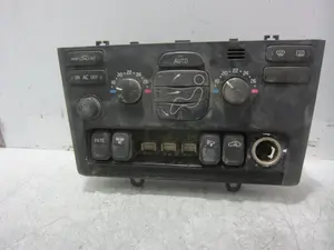 Foto de MANDO CALEFACCION / AIRE ACONDICIONADO VOLVO XC90 2.4 Diesel CAT (185 CV / 136 KW) referencia 30746025 foto 1