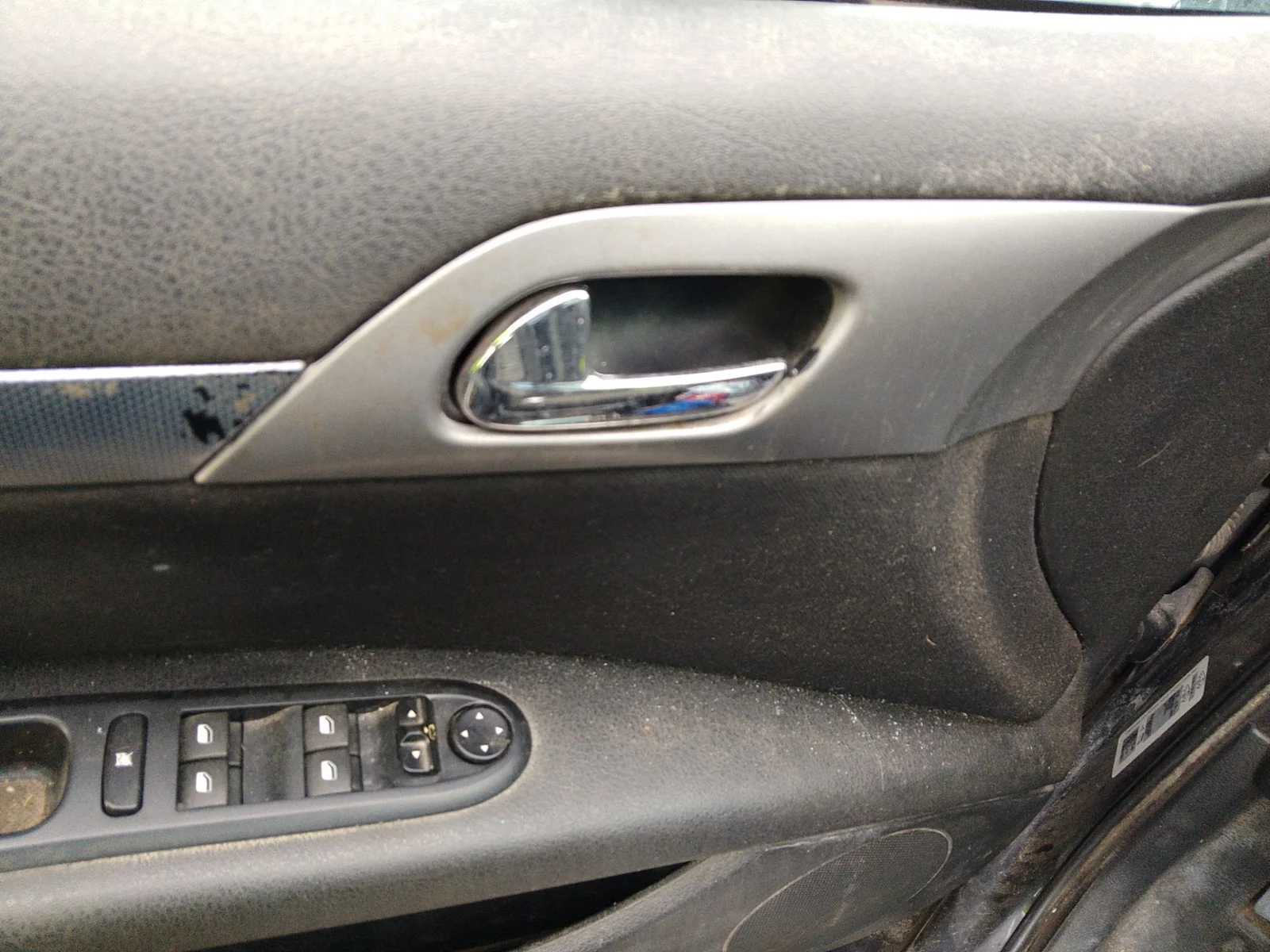 Foto de MANETA INTERIOR DELANTERA IZQUIERDA PEUGEOT 407 2.0 16V HDi FAP CAT (RHR / DW10BTED4) (136 CV / 100 KW)