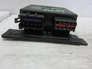 Foto de MODULO ELECTRONICO CHRYSLER JEEP GR.CHEROKEE (ZJ)/(Z) 5.2 V8 CAT (211 CV / 155 KW) referencia 56005235 foto 3