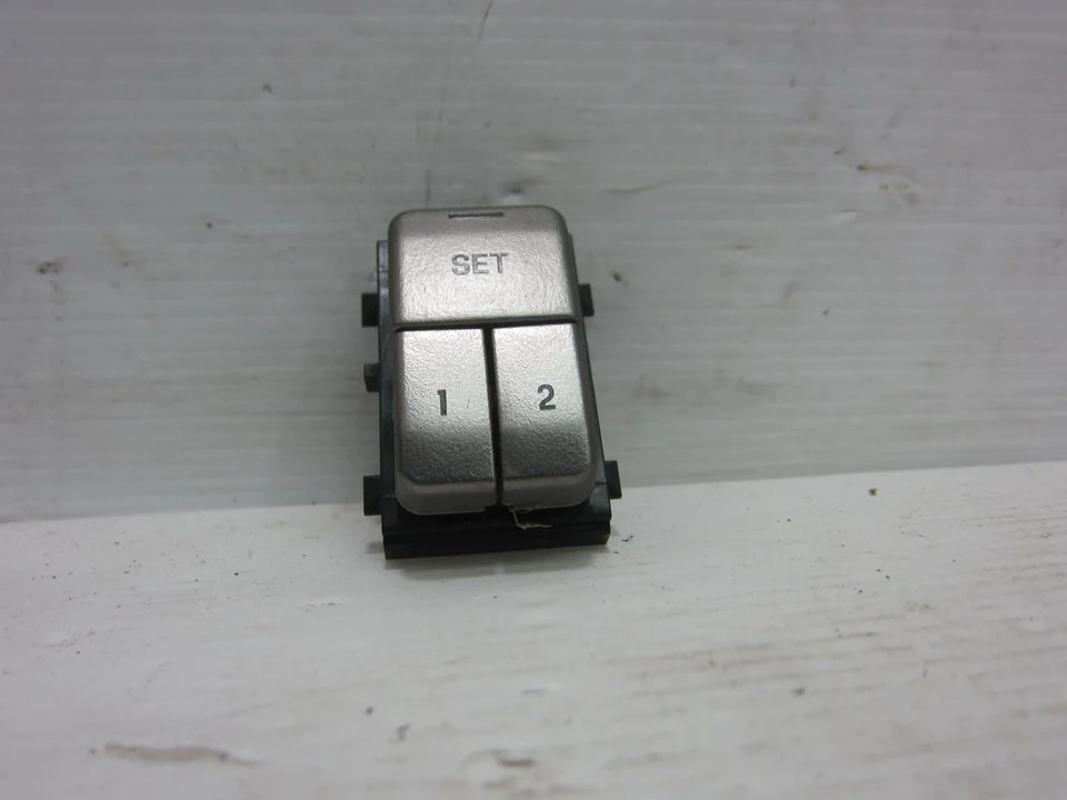 Foto de INTERRUPTOR JAGUAR XF 2.7 V6 Diesel CAT (207 CV / 152 KW) referencia 8X2314776AAW