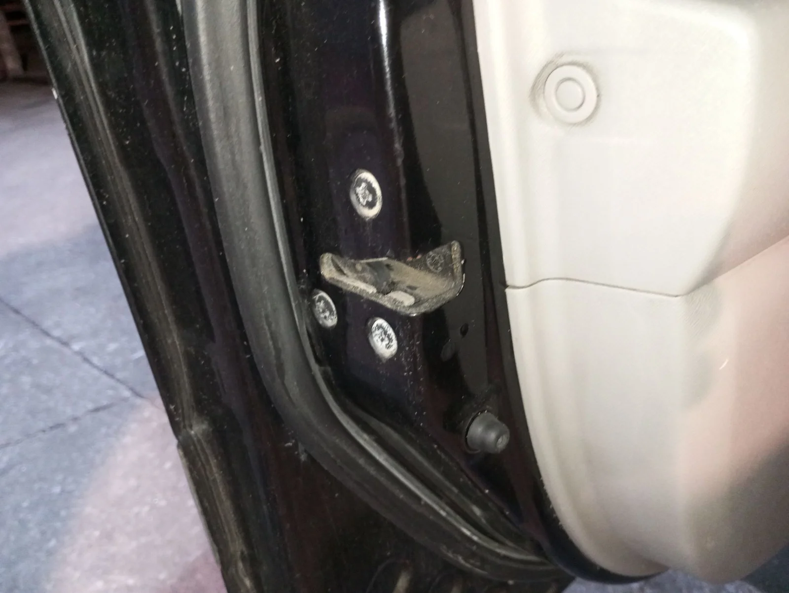 Foto de CERRADURA PUERTA DELANTERA IZQUIERDA KIA PICANTO (SA) 1.1 CAT (65 CV / 48 KW) referencia 8131007010EQ