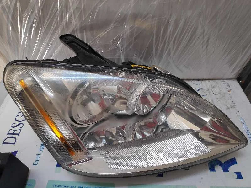 Foto de FARO DERECHO FORD FOCUS C-MAX (CAP)(2003) referencia 3M5113100AA