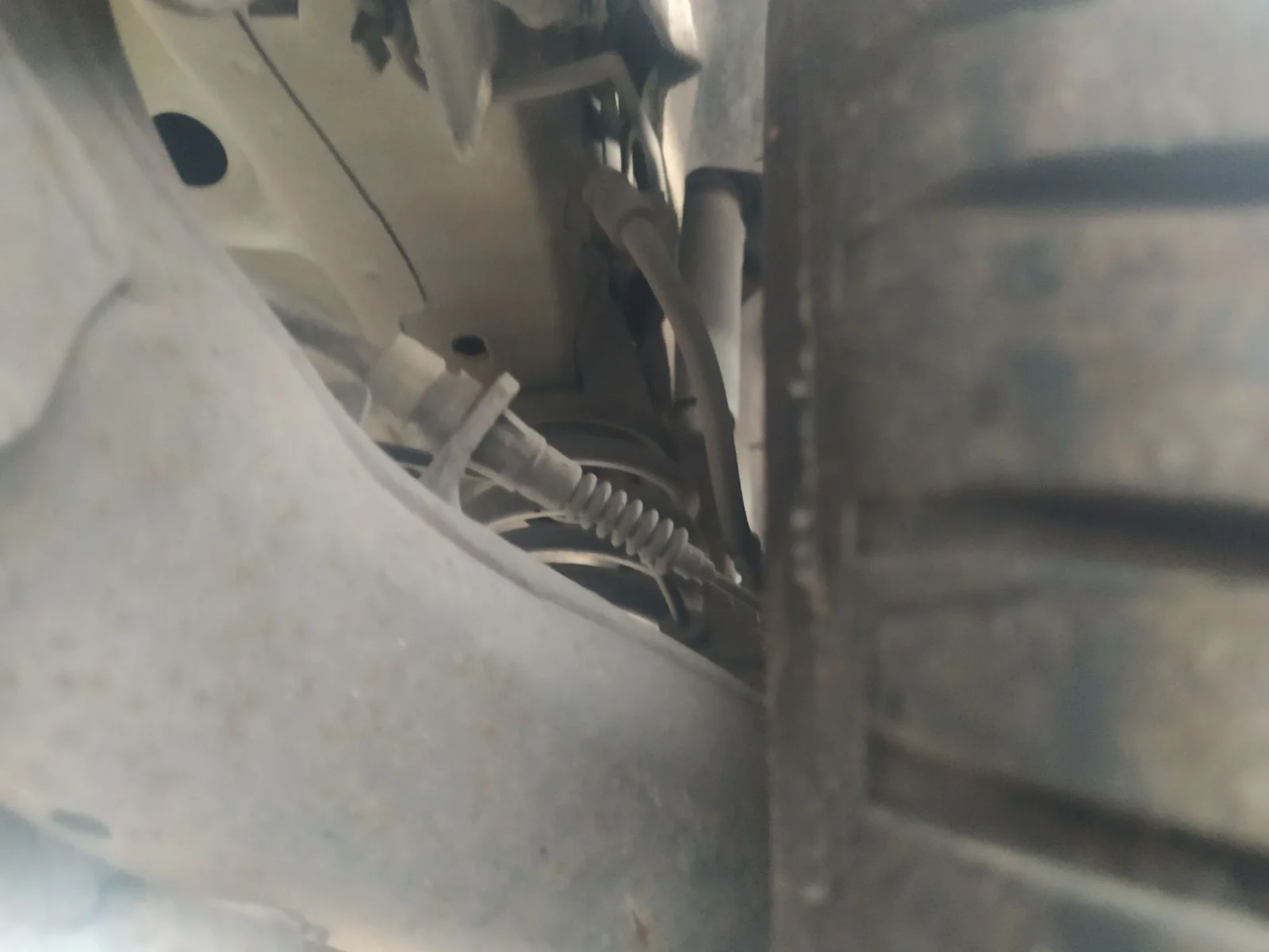 Foto de BARRA ESTABILIZADORA TRASERA FORD TRANSIT COURIER (C4A) 1.5 TDCi CAT (95 CV / 70 KW)