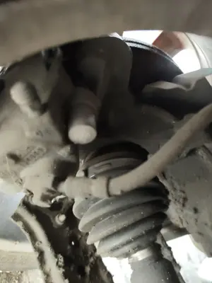Foto de PINZA DE FRENO DELANTERA DERECHA VOLKSWAGEN POLO IV (9N1) 1.4 16V (75 CV / 55 KW)