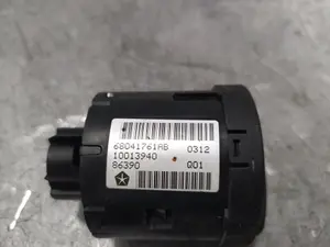 Foto de MANDO LUCES FIAT FREEMONT (345) 2.0 16V Multijet CAT (170 CV / 125 KW) referencia 68041761AB foto 2
