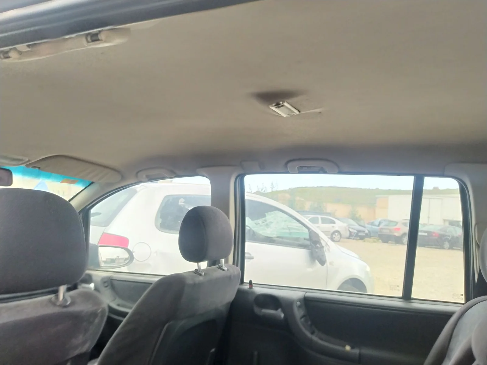 Foto de ASIDERO TECHO TRASERO IZQUIERDO OPEL ZAFIRA A 2.0 DTI (101 CV / 74 KW)