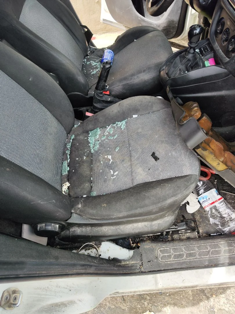 Foto de ASIENTO DELANTERO DERECHO FIAT II DOBLÒ (263) CARGO 1.6 JTDM 16V CAT (105 CV / 77 KW)