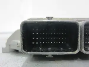 Foto de CENTRALITA MOTOR UCE PEUGEOT 307 BREAK/ SW (S2) 1.6 16V CAT (109 CV / 80 KW) referencia 9655041480 foto 4