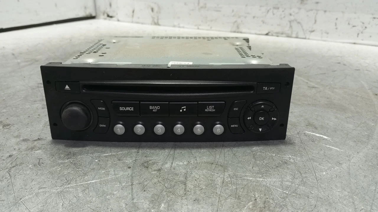 Foto de SISTEMA AUDIO / RADIO CD CITROEN C3 1.4 (73 CV / 54 KW) referencia 96766518XT