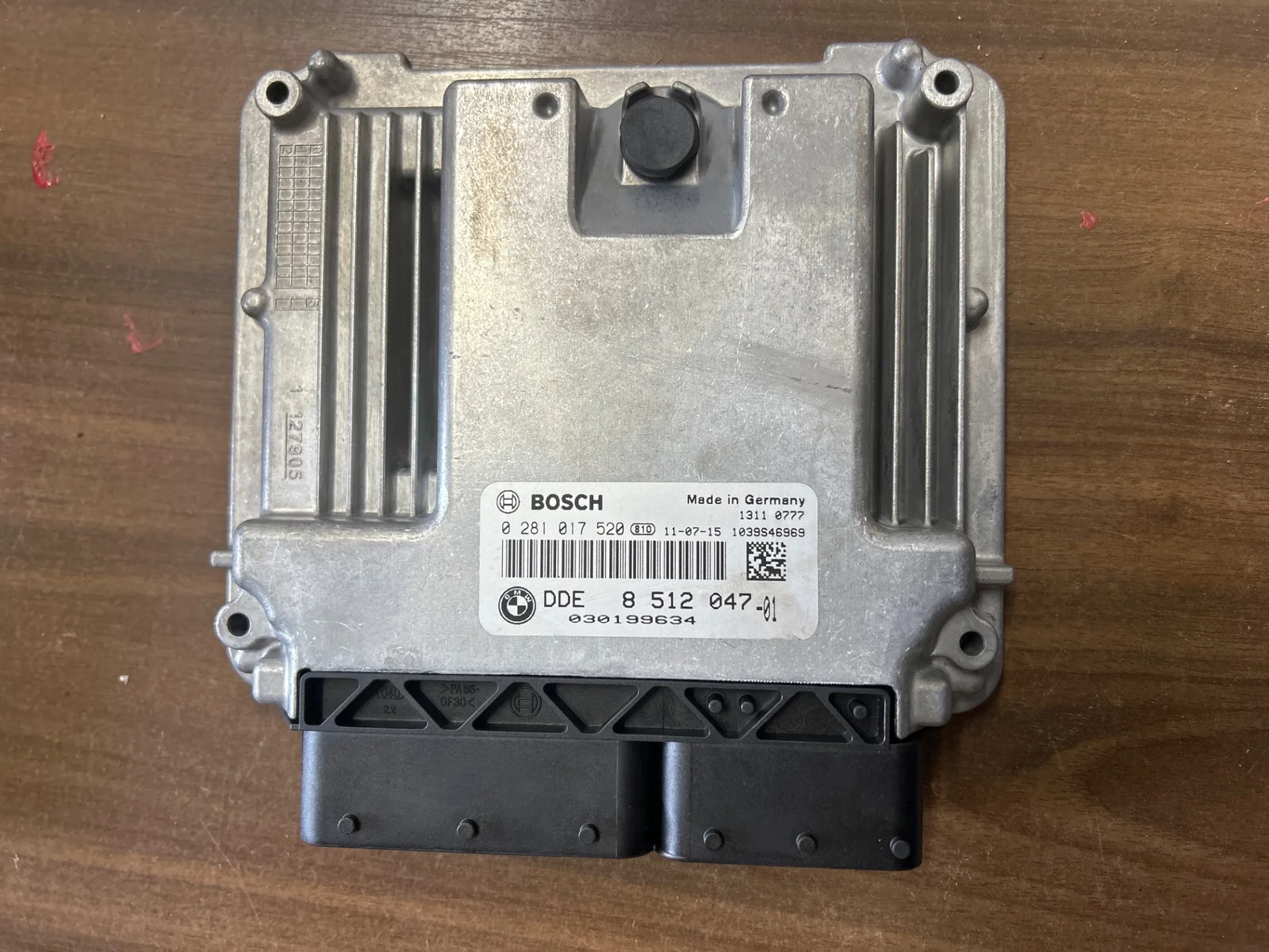 Foto de CENTRALITA MOTOR UCE BMW SERIE 3 BERLINA (E90) 2.0 Turbodiesel CAT (143 CV / 105 KW) referencia 0281017520