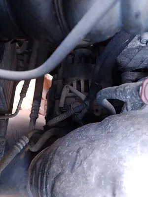Foto de ALTERNADOR CITROEN JUMPY 1.6 16V HDi (90 CV / 66 KW)