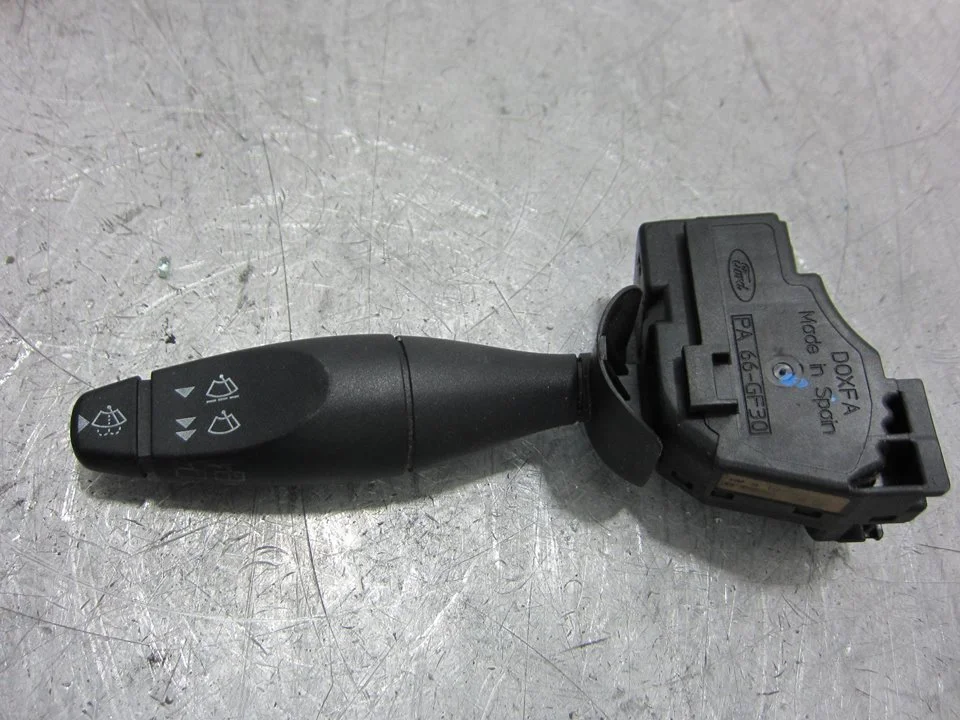Foto de MANDO LIMPIA FORD FOCUS BERLINA (CAK) 1.6 16V CAT (101 CV / 74 KW) referencia 98AG17A553CC