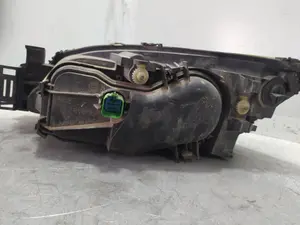 Foto de FARO DERECHO FORD MONDEO TURNIER (GE) 2.0 TDCi CAT (131 CV / 96 KW) referencia 0301174202 foto 4