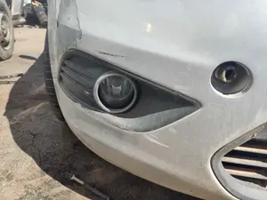 Foto de FARO ANTINIEBLA DERECHO FORD FOCUS II '0 II (1.6 (90 CV / 66 KW) diesel) referencia 89210094