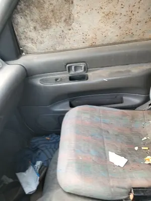 Foto de ELEVALUNAS DELANTERO DERECHO NISSAN VANETTE CARGO 2.3 Diesel (75 CV / 55 KW)